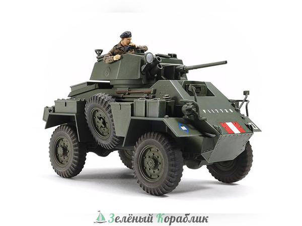 32587 1/48 Английский бронеавтомобиль 7ton Armored Car Mk.IV с фигурой командира. НОВИНКА!!!