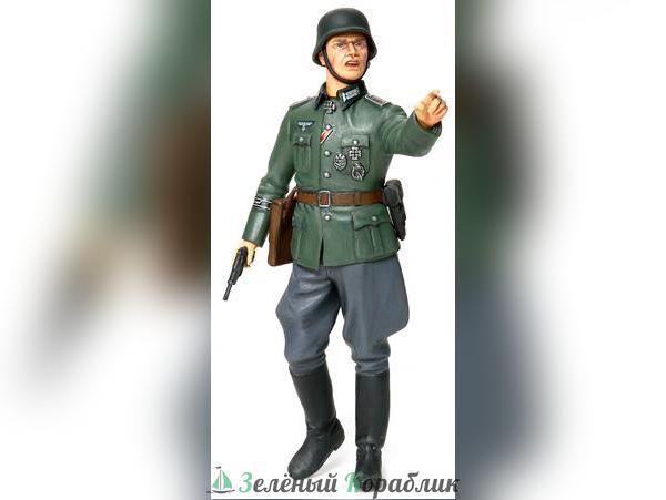 36313 1/16 Фигура немецкого офицера