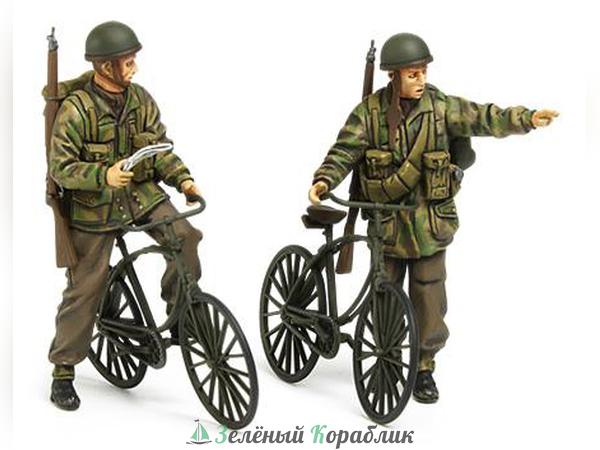 35333 Английский военный патруль на велосипедах ( две фигуры) Новинка!!!