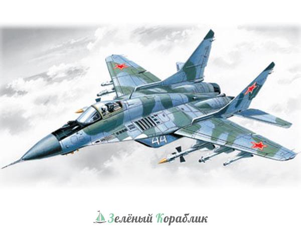 ICM-72141 Самолет МиГ-29, Советский современный истребитель