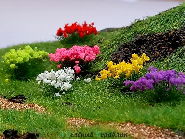 D10346 Пучки травы (декоративные кочки) с цветами в ассортименте (ширина 25 мм, высота 15 мм), 6 шт.