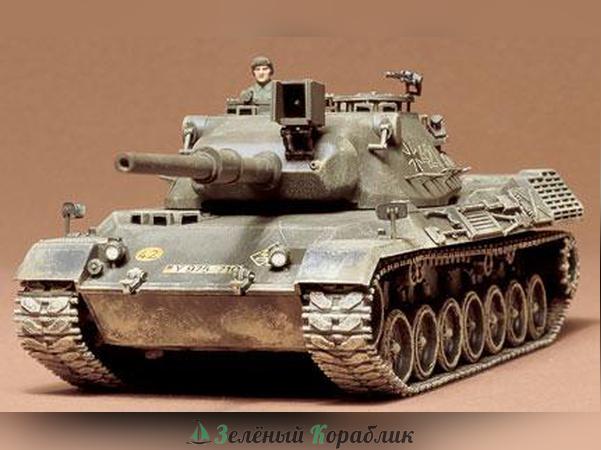35064 Западно-германский танк Leopard "Standard Panther" 1963г. c 105-мм пушкой и 1 фигурой командира