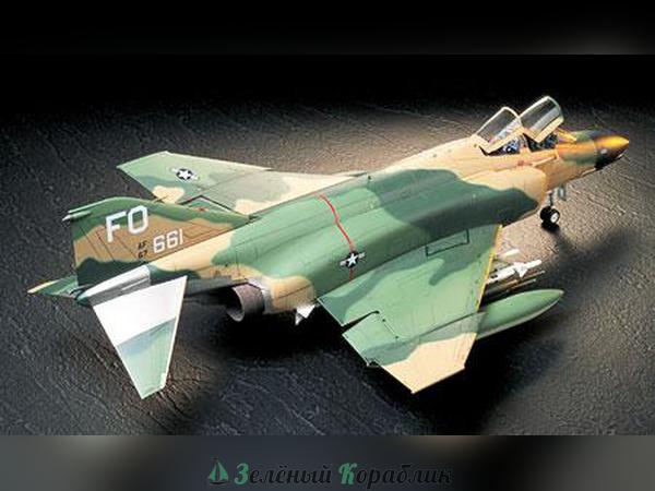 60305 1/32 F-4 C/D Phantom II