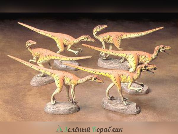 60105 1/35 Velociraptors