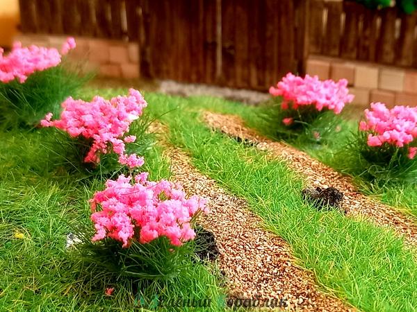 D10362 Пучки травы (декоративные кочки) с розовыми цветами (ширина 25 мм, высота 15 мм), 5 шт.
