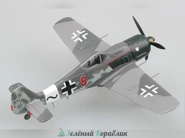 TR36364 Самолёт Fw190 A-8, красный 8, Вилли Максимовиц, 1944г